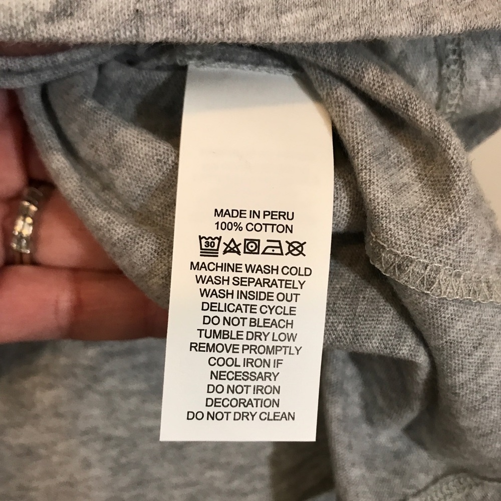 Kate spade ♠️ x-small heather gray t-shirt - Picture 7 of 7